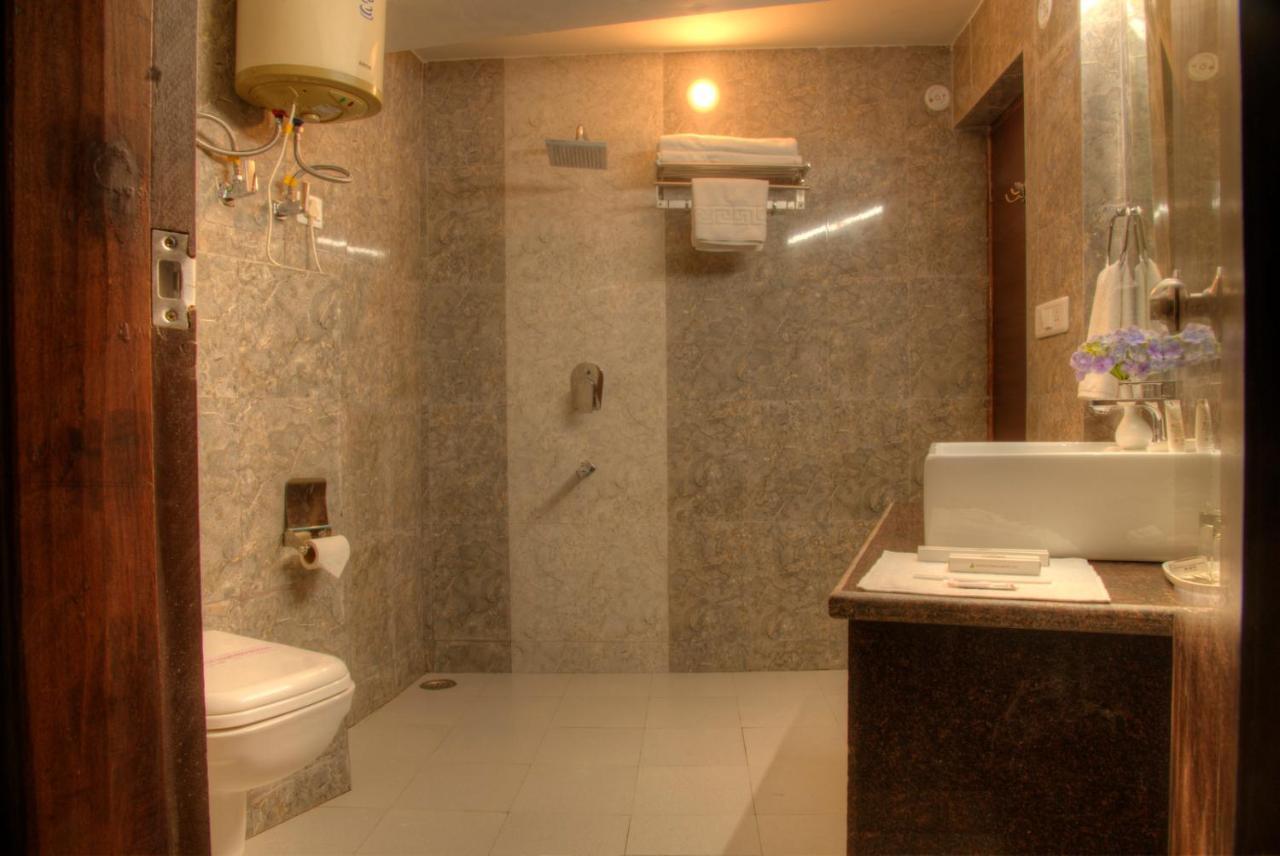 The Palm Resort-Luxuria Nainital Ngoại thất bức ảnh